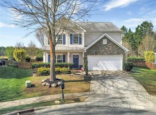 9127 Rowe Ct, Charlotte, NC 28278