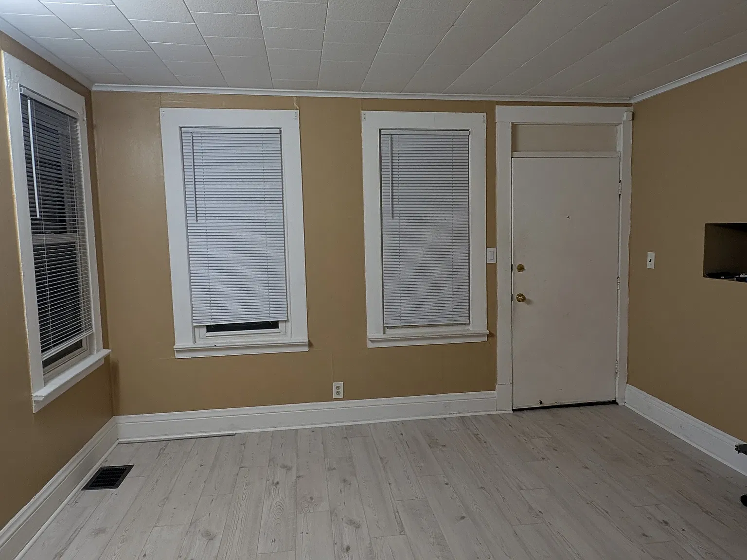 1 bed, 650 sqft, $1,380 — Photo 3