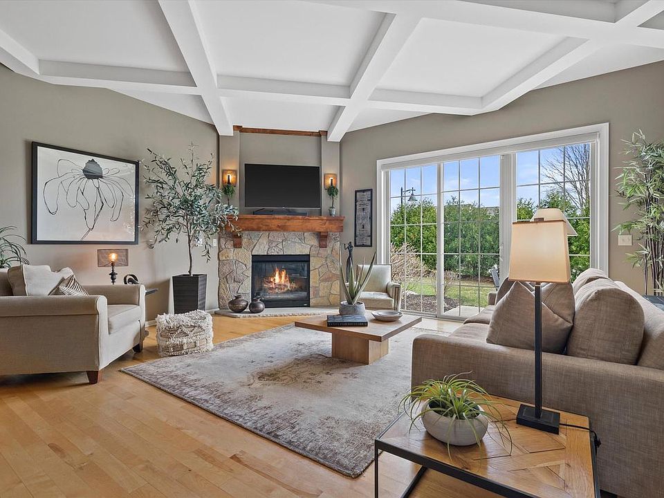 1st image of 1750 Bess COURT