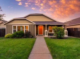 3375 SW Obsidian Ave, Redmond, OR 97756