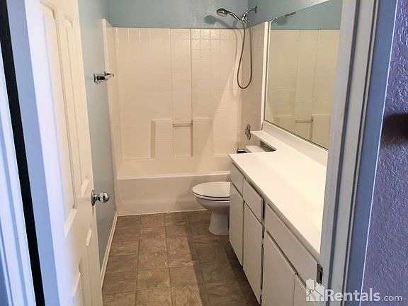 5th image of 23869 Buttercup Dr