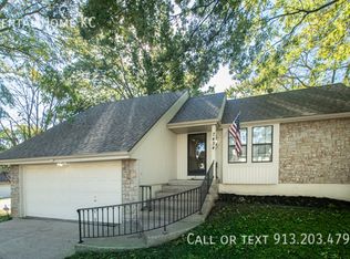 7434 Santa Fe Dr, Overland Park, KS 66204