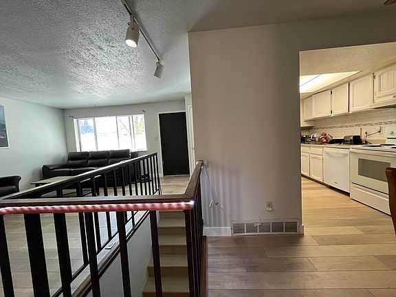 Common area Kitchen and living room