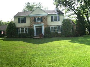 1637 Stephens Dr, Wayne, PA 19087