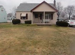211 Helena Dr, Struthers, OH 44471