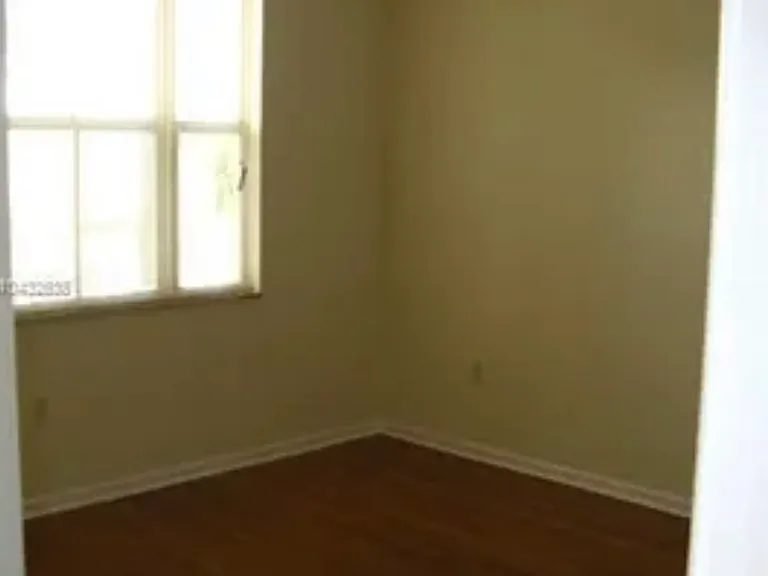 4404 SW 160th Ave — Photo 13