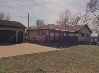 9201 Webb Rd, Thomson, IL 61285