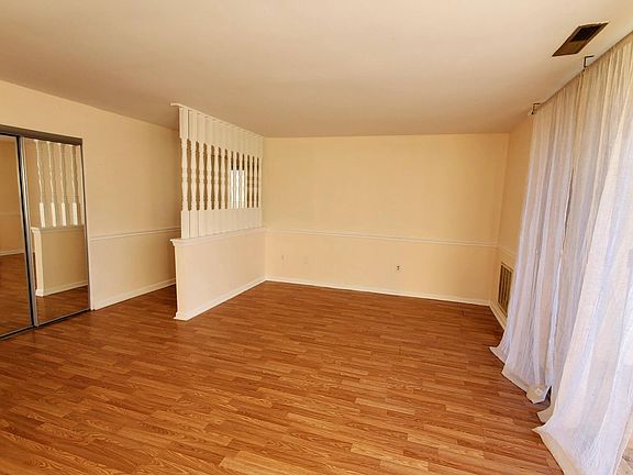 4th image of 760 Quince Orchard Blvd #P1