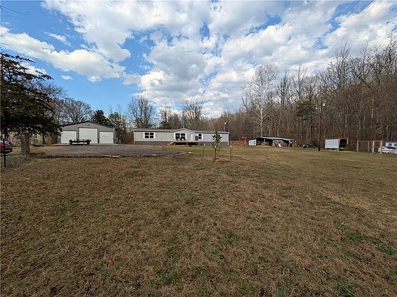 3rd image of 194 County Road 4423