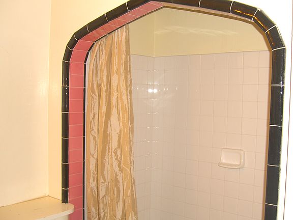 2nd image of 46 San Clemente St