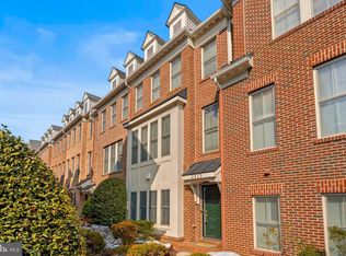 2613 S Kenmore Ct, Arlington, VA 22206