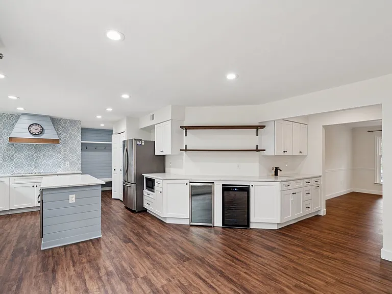 1291 Mason Mill Ct — Photo 15