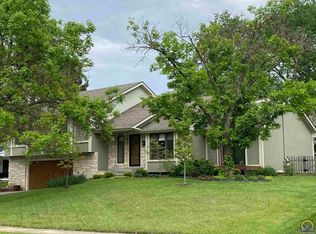 3436 SW Alameda Dr, Topeka, KS 66614