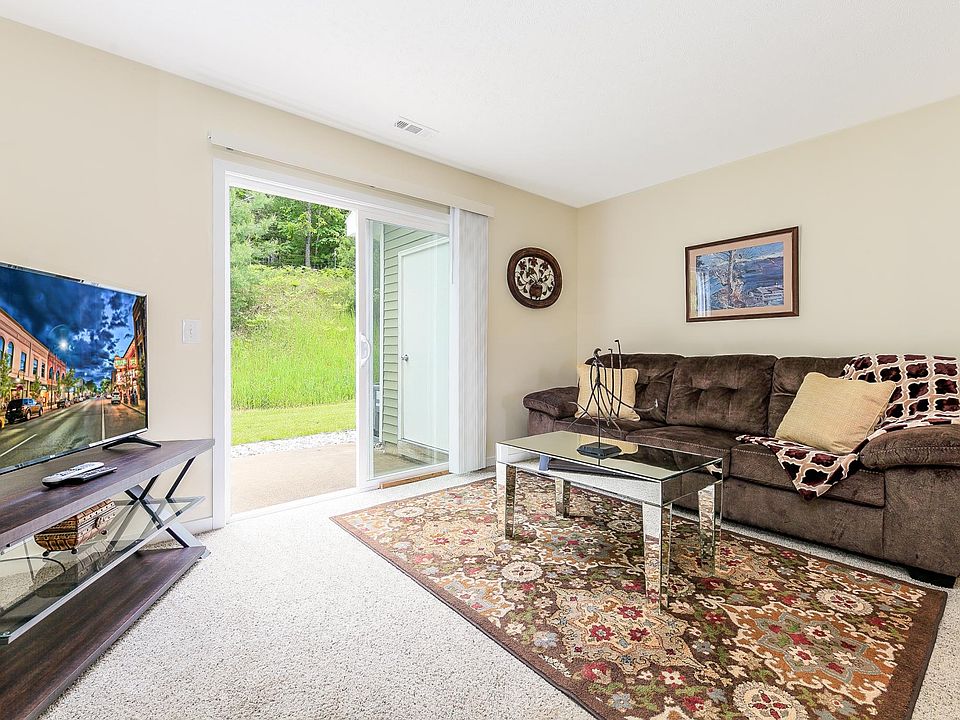1st image of 3889 Vale Dr #3889
