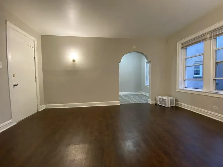 3935 W Diversey — Photo 11