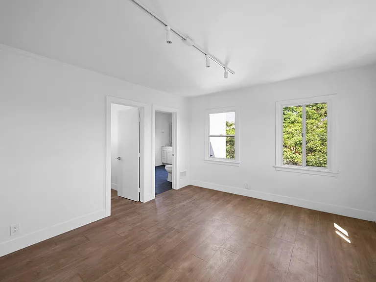 1905 S Orange Dr — Photo 12