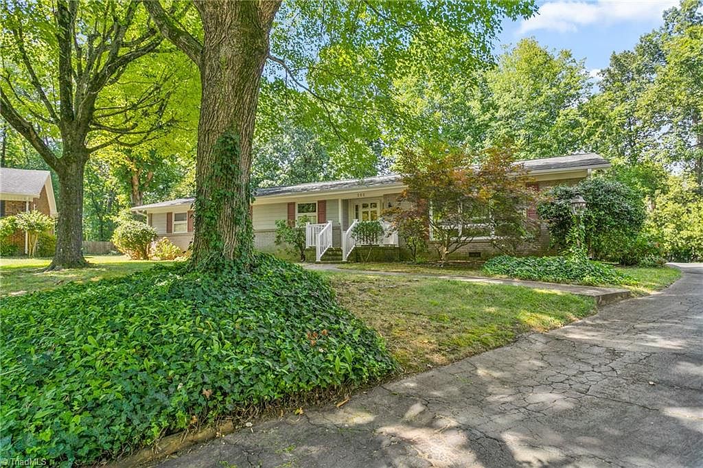 202 Westbrook Ct, Burlington, NC 27215 Zillow