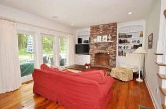 2nd image of 26 Grasshopper Ln