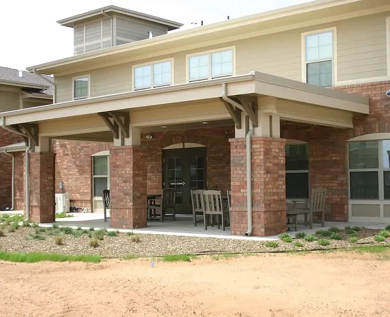 Courtyard at King's Dominion Senior Apartments — Photo 2