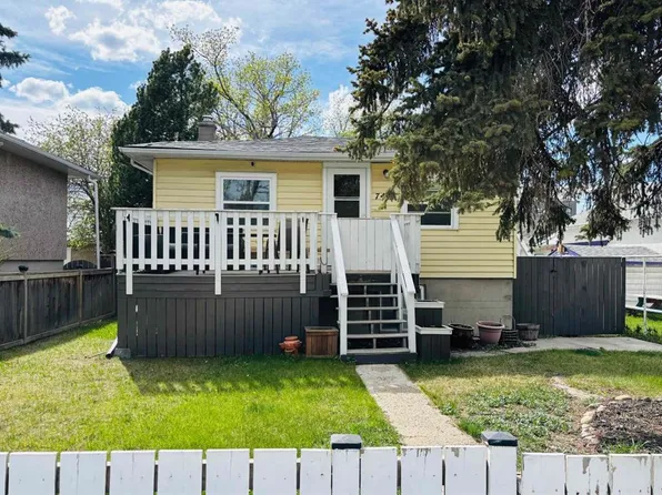 7417 E 24th St SE, Calgary, AB T2C 0Y7