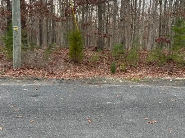230 Howard Ave, Franklinville, NJ 08322