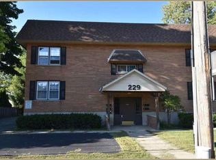 229 Webster St, Batavia, IL 60510