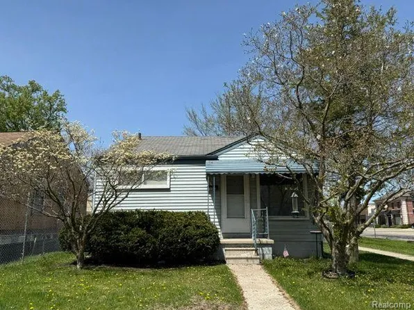 1993 Holland St, Birmingham, MI 48009