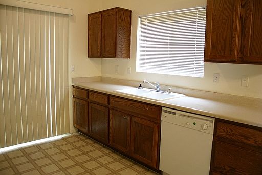 5th image of 5779 Hill Prince Ct