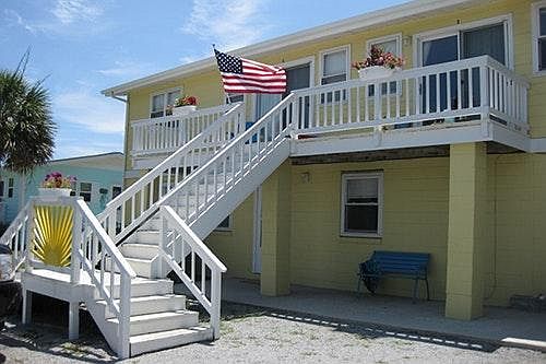 Front of building. C unit is upper left.