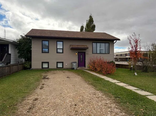 4945 N 59th Ave, High Prairie, AB T0G 1E0