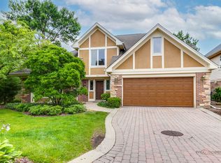 313 Rivershire Ct, Lincolnshire, IL 60069