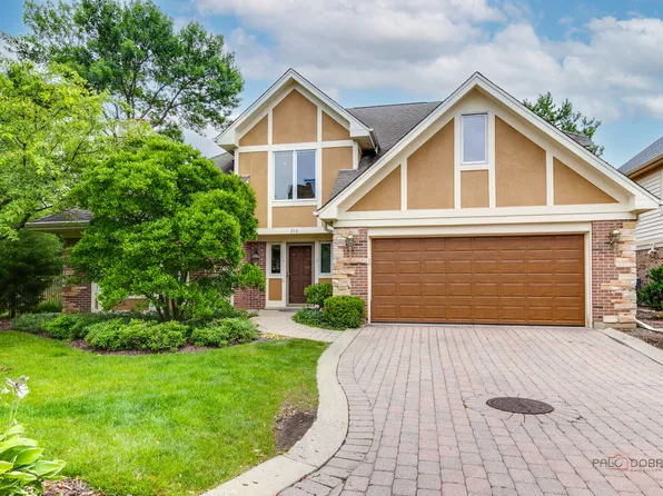 313 Rivershire Ct, Lincolnshire, IL 60069