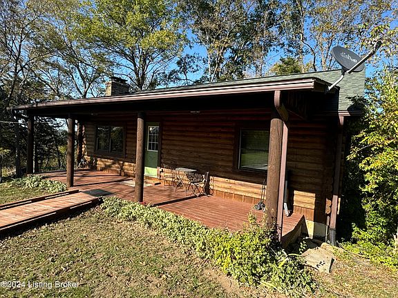 2nd image of 1260 Deerwood Dr