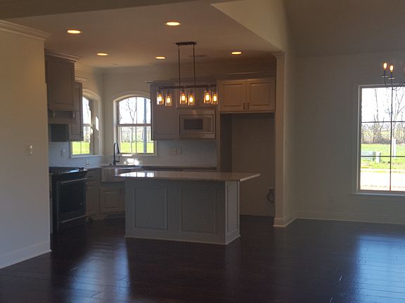 4th image of 6010 Osage Dr