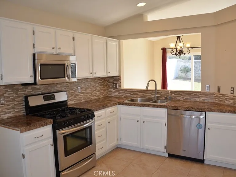 32499 Strigel Ct — Photo 12
