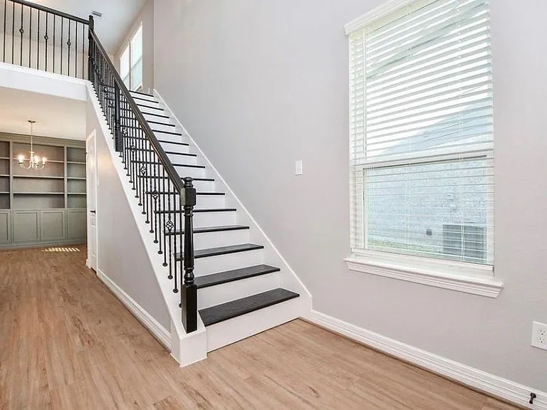 17722 Hattusas Ln — Photo 2