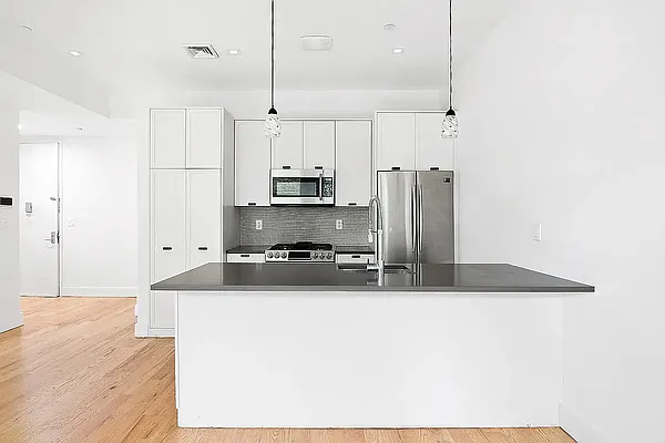 Kitchen, photo 2