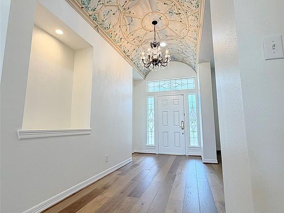 4th image of 25047 Northampton Forest Dr