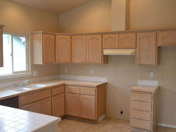 2nd image of 7411 52nd St NE
