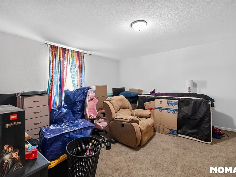 318 Dove Creek Ln — Photo 32