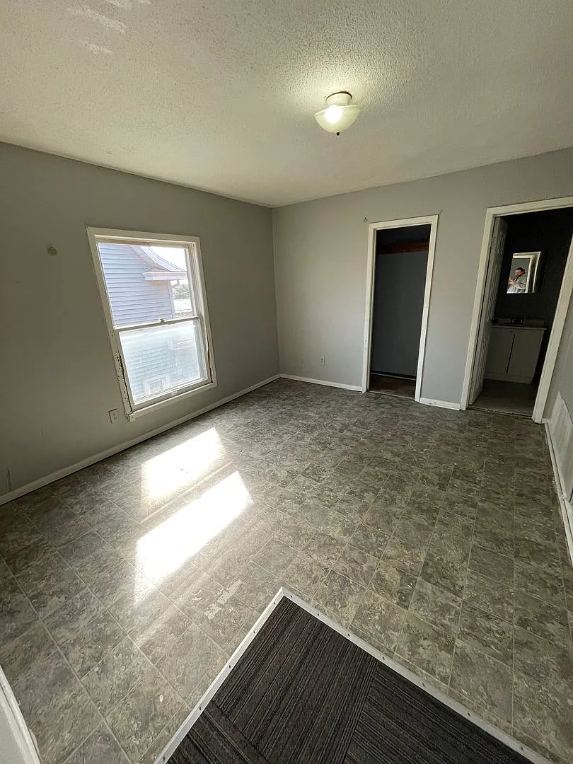 76 Mulberry St — Photo 1