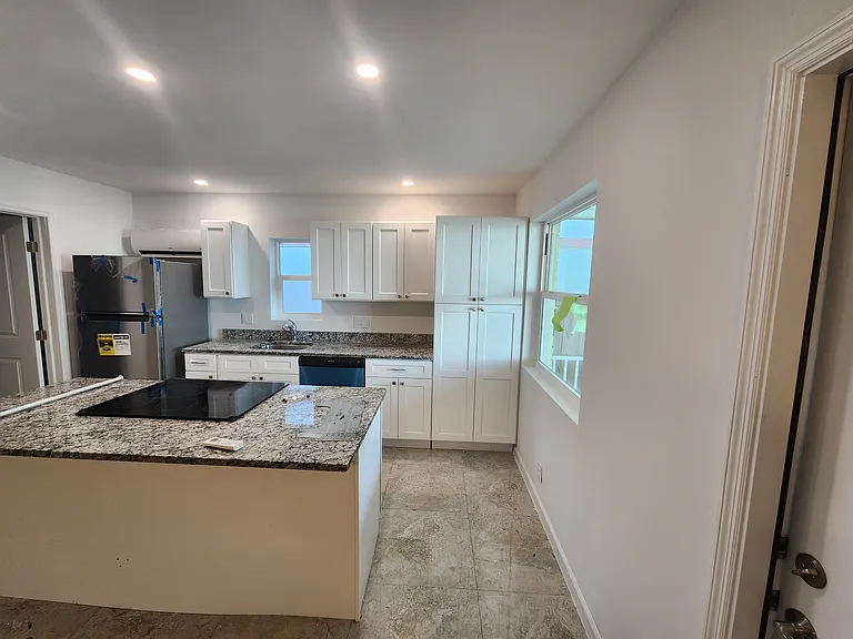 1712 Josephine St #1 — Photo 6