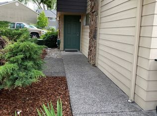 2727 Gateway St APT 42, Springfield, OR 97477