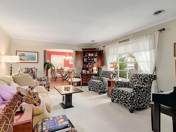 4th image of 104 S Prospect Ave