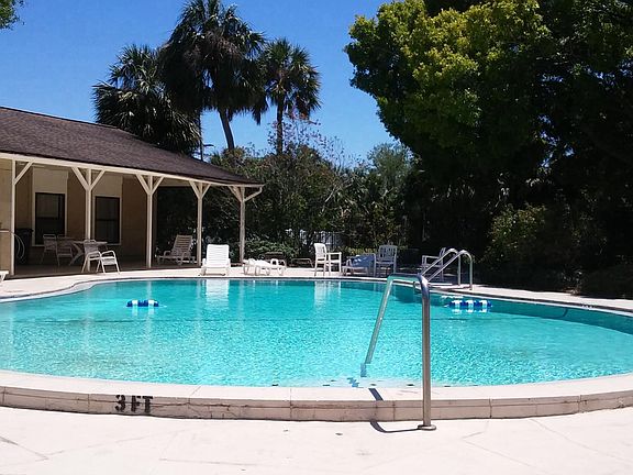 gated pool/clubhouse