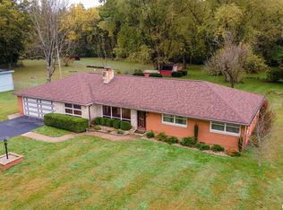 170 Melody Ln, Murphysboro, IL 62966