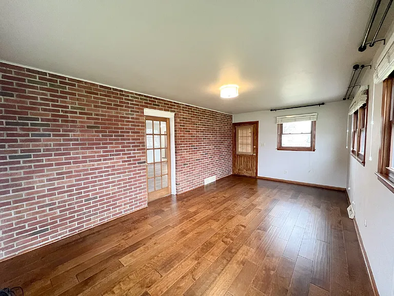 623 Mason St — Photo 3