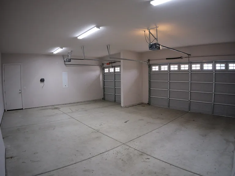 1313 Jordan Ave — Photo 13