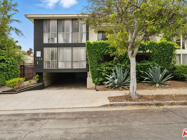 1230 Princeton St #3 — Photo 12