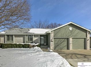 6119 S 159th St, Omaha, NE 68135